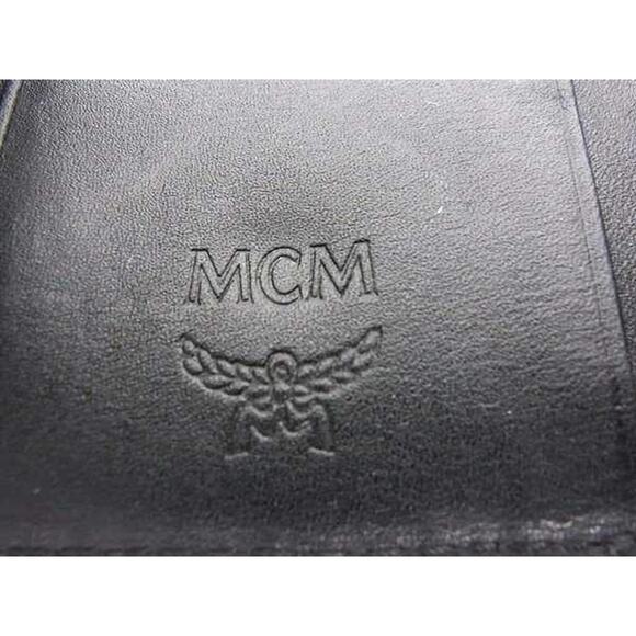 MCM Monogram Visetos Pattern Leather 4-Ring Key Case with Key and Billfold - Picture 5 of 5